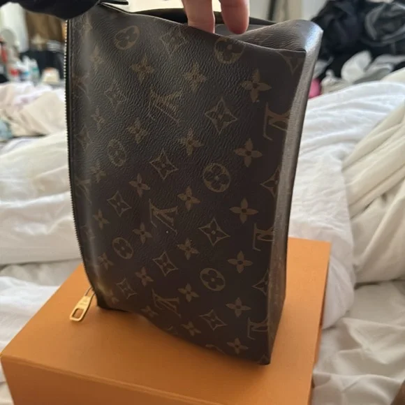 Louis Vuitton Monogram Pallas Beauty Case Black - Picture 6 of 7